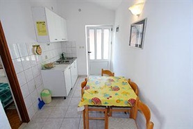 Tončika I. - kuchyň apartmánu A4