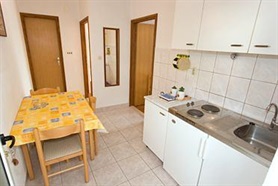 Tončika I. - kuchyň apartmánu A4